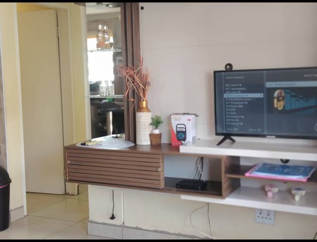 3 BEDROOM HOUSE FOR SALE IN SERALENG